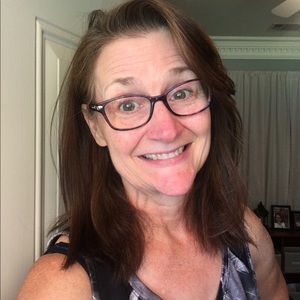 Meet your Posher, Vicki